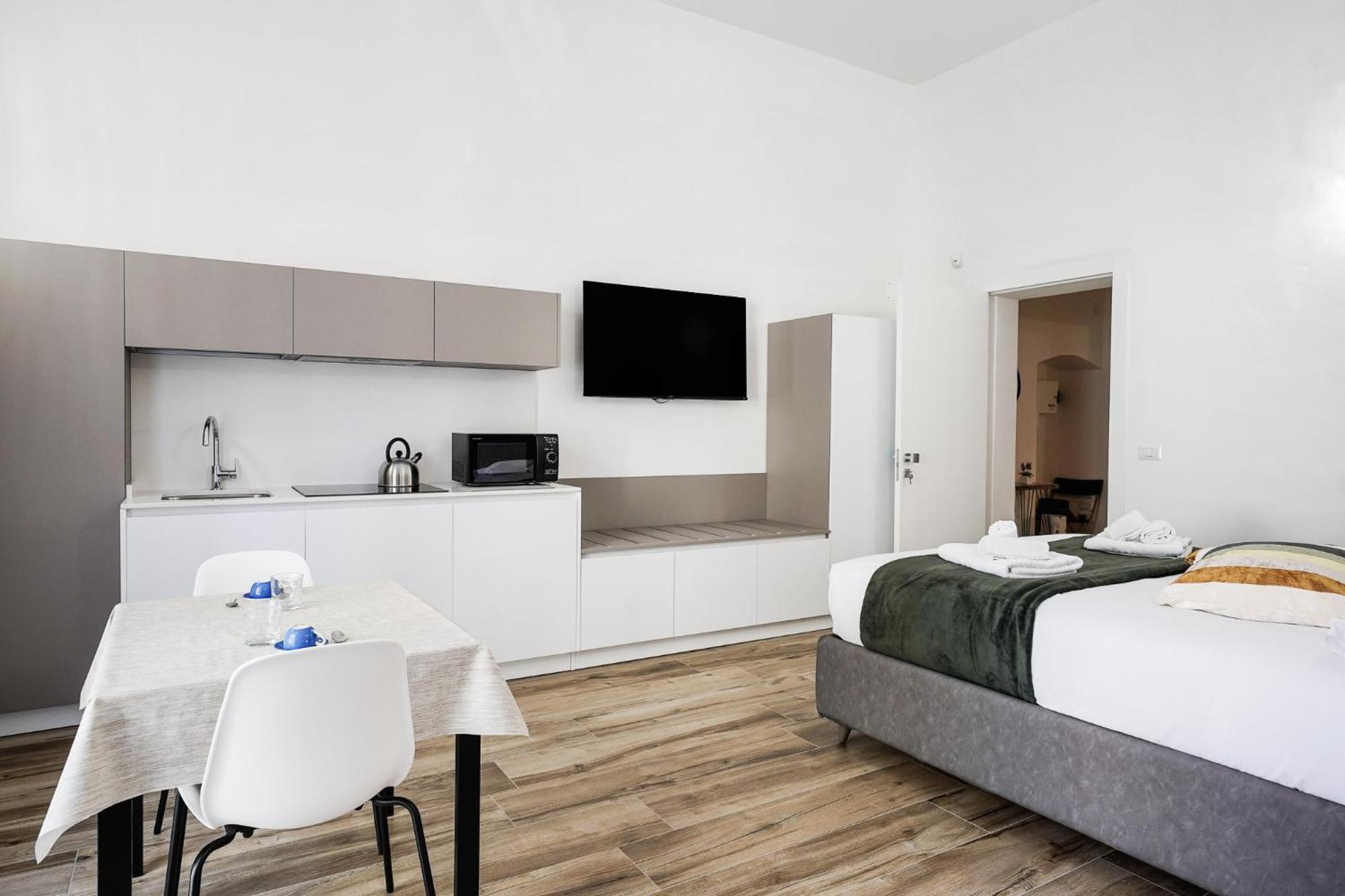 Siamo Bari Apartments By Wonderful Italy エクステリア 写真