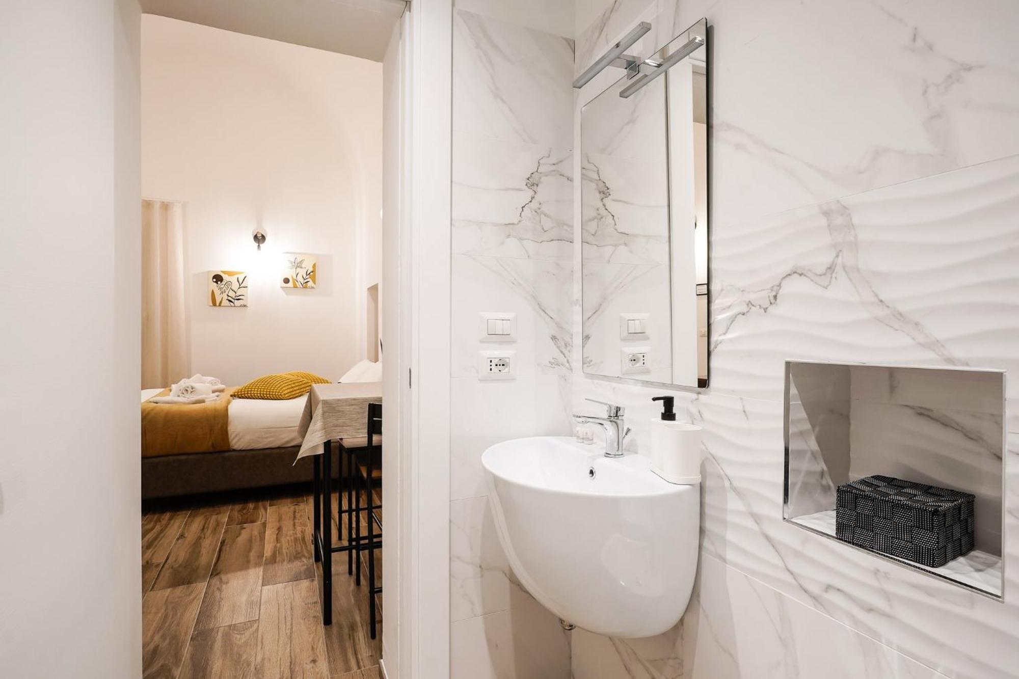 Siamo Bari Apartments By Wonderful Italy エクステリア 写真